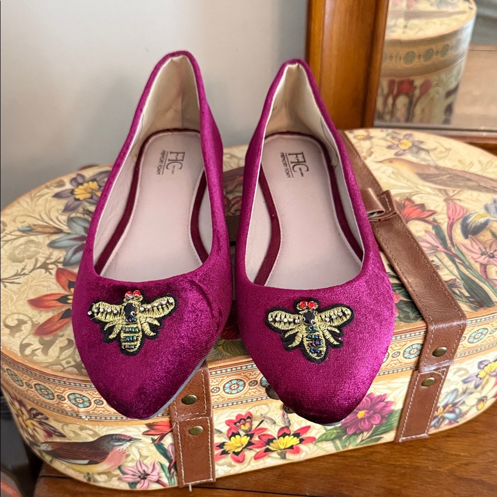 TC Women's Magenta Embellished Loafers